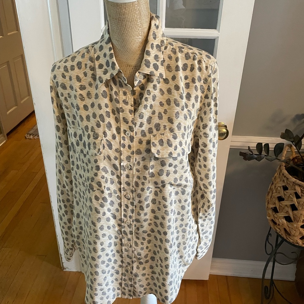 Equipment Cream and Gray Button Down Shirt